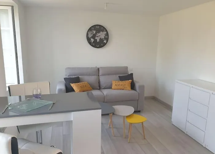 Meuble Parking Gratuit 2 Nuits Minimum مونتايغو